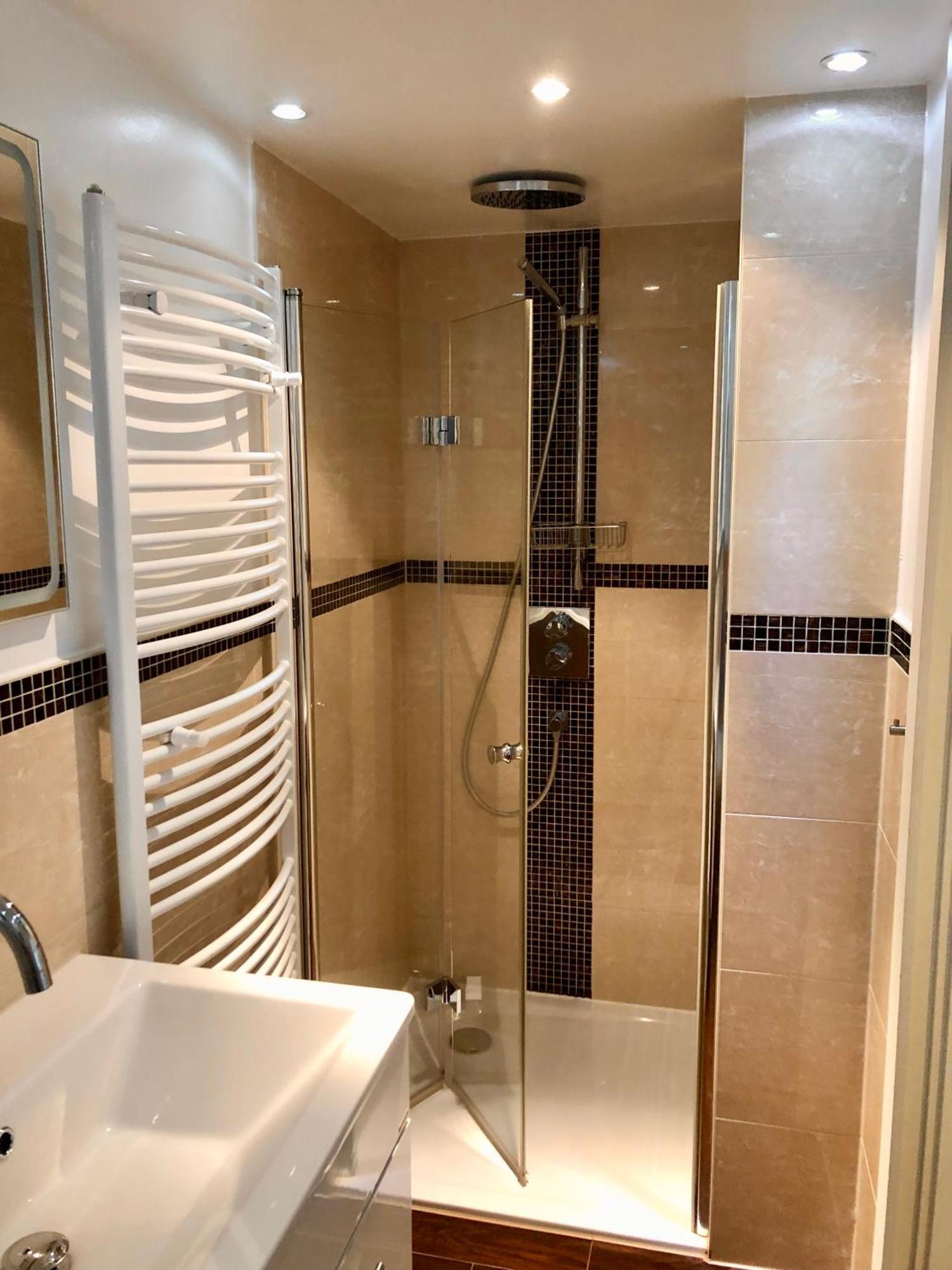 Apartment Tinyhouse Mit Pool, Outdoor Whirlpool Und Garten Petershagen-Eggersdorf Екстериор снимка