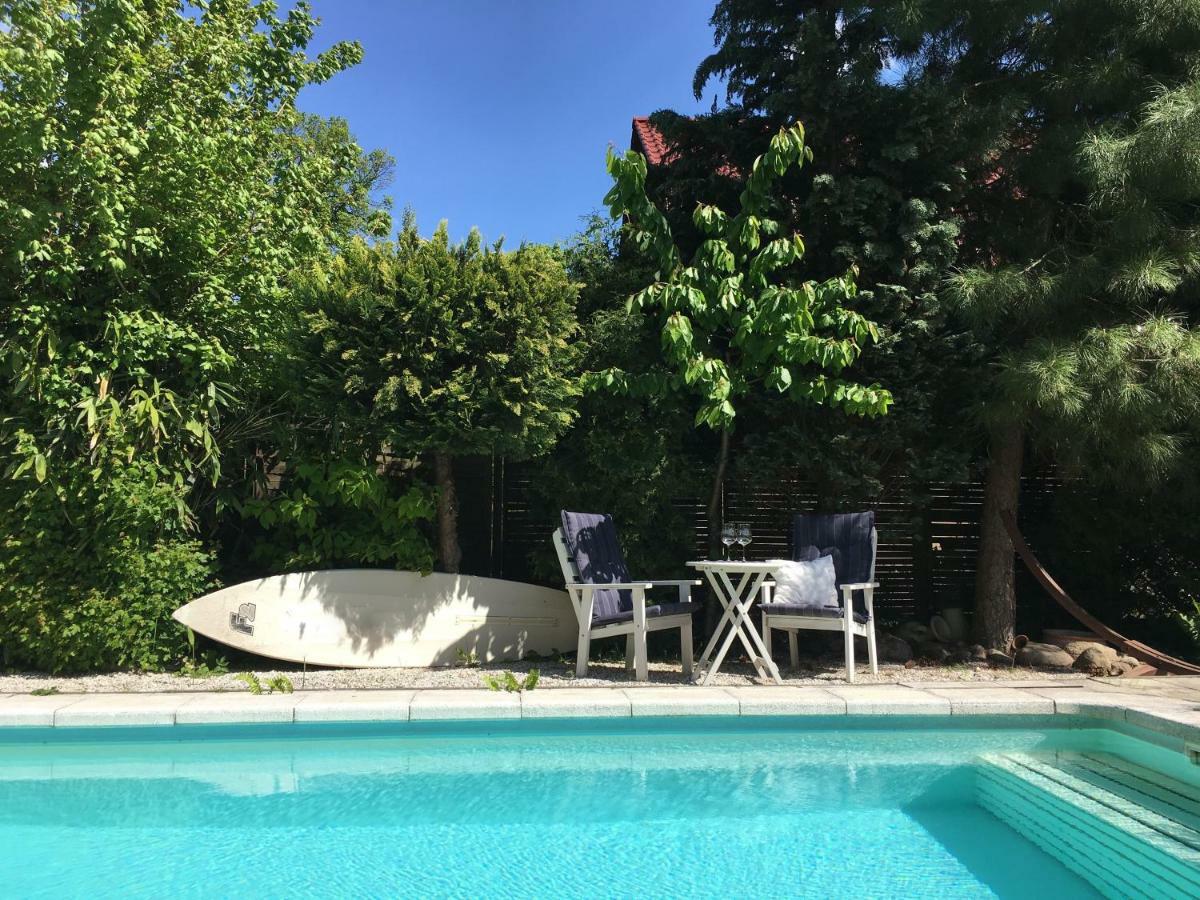 Apartment Tinyhouse Mit Pool, Outdoor Whirlpool Und Garten Petershagen-Eggersdorf Екстериор снимка