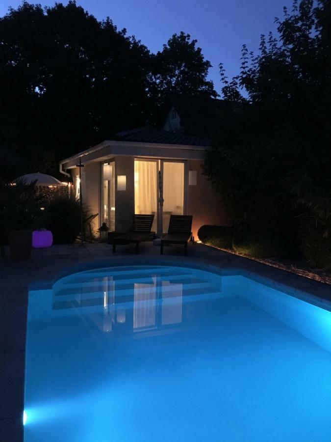 Apartment Tinyhouse Mit Pool, Outdoor Whirlpool Und Garten Petershagen-Eggersdorf Екстериор снимка